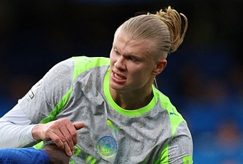 Erling Haaland Huge Penis Bulge Photos