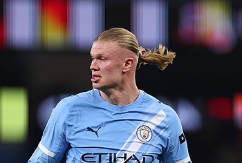 Erling Haaland Huge Penis Bulge Photos