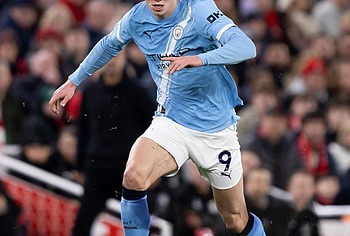 Erling Haaland Huge Penis Bulge Photos
