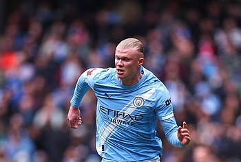 Erling Haaland Huge Penis Bulge Photos