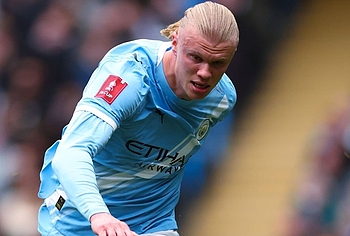 Erling Haaland dick bulge