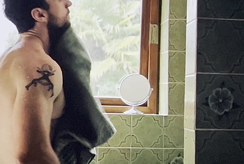 Aaron Taylor-Johnson nude shower scene in Fuze