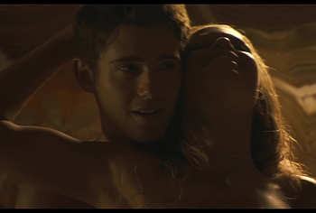 Julian Morris frontal nude in Donkey Punch