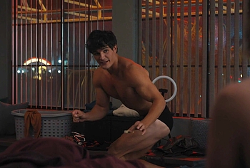 Grady Eldridge Nude And Underwear Scenes in Hacks