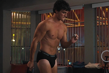 Grady Eldridge Nude And Underwear Scenes in Hacks