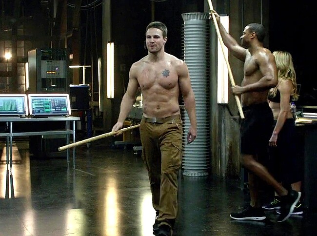 Stephen Amell shirtless