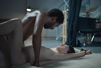Lancelot Ncube nude scenes in Normal People