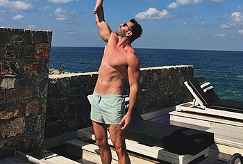 David Tag Cock Bulge Moment and Hot Underwear Pics