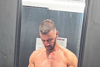 David Tag Cock Bulge Moment and Hot Underwear Pics