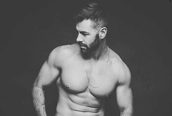 David Tag Cock Bulge Moment and Hot Underwear Pics
