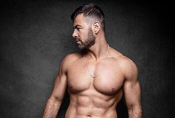 David Tag Cock Bulge Moment and Hot Underwear Pics