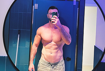 David Tag Cock Bulge Moment and Hot Underwear Pics