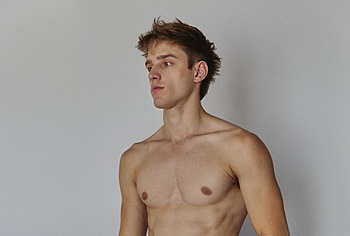 Nuno Gallego shirtless