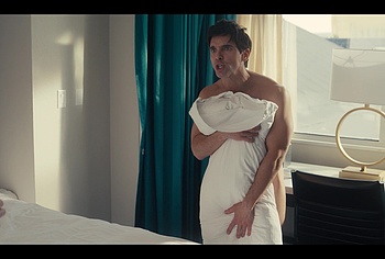 Paul W Downs Nude And Sexy in Hacks