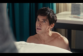 Paul W Downs Nude And Sexy in Hacks