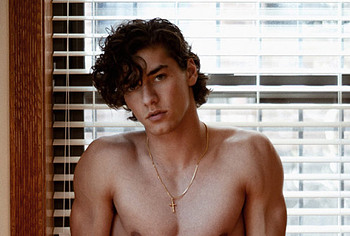 Belmont Cameli shirtless