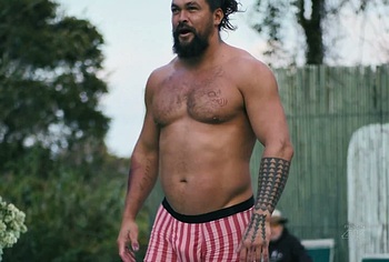 Jason Momoa dick bulge and underwear pics
