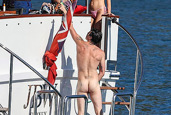 Yungblud nude and sexy pics