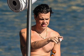 Yungblud nude and sexy pics
