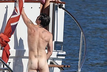 Yungblud nude