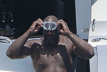Shaquille ONeal bulge
