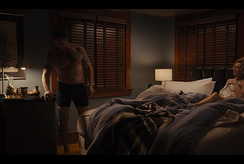 Devon Sawa Nude And Underwear Scenes in Hacks