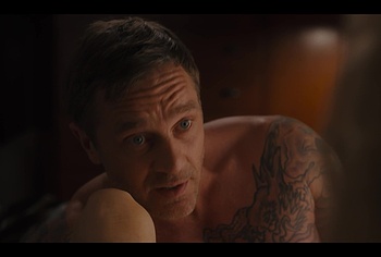 Devon Sawa Nude And Underwear Scenes in Hacks