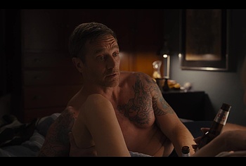 Devon Sawa Nude And Underwear Scenes in Hacks