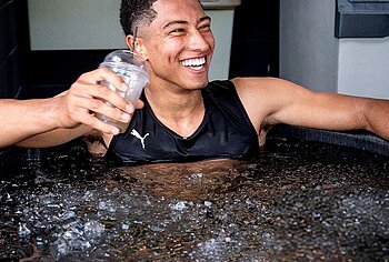 Jobe Bellingham Shirtless And Wet Underwear Pics
