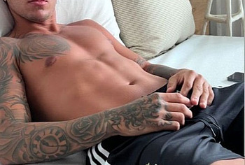 Enzo Fernandez nsfw