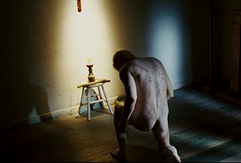 Paul Bettany Nude And NSFW Scenes in The Da Vinci Code