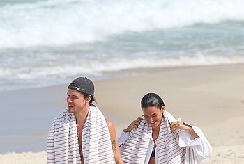 Shawn Mendes Caught Shirtless and Scratching Ones Ass On A Beach