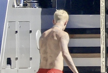 Romeo Beckham Shirtless And Sexy Underwear Photos
