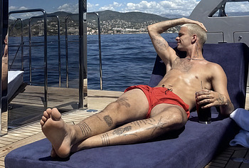 Romeo Beckham Shirtless And Sexy Underwear Photos