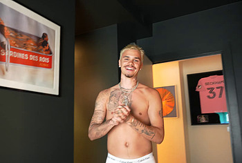 Romeo Beckham Shirtless And Sexy Underwear Photos