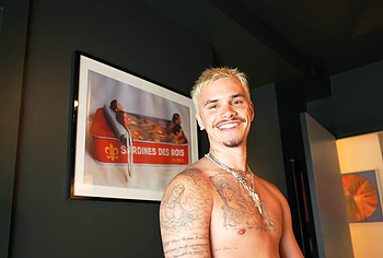 Romeo Beckham Shirtless And Sexy Underwear Photos