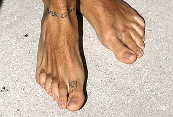 Harry Styles feet