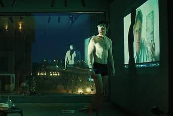 Isac Calmroth Nude Shower Scenes in Doktor Glas