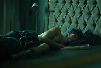 Isac Calmroth Nude Shower Scenes in Doktor Glas