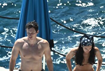 Callum Turner nude