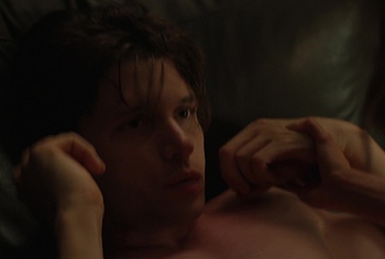 Nick Robinson Nude Shower in Voicemails For Isabelle