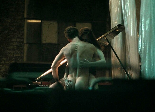 Julian Morris nude
