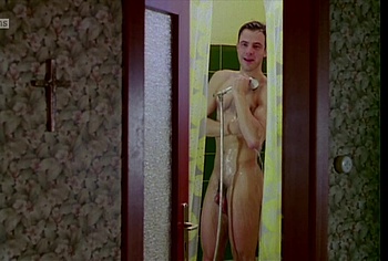 Felix Eitner Nude Dick In Shower Scenes in The Trio