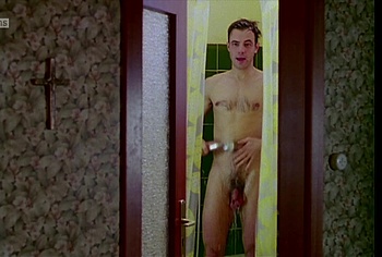 Felix Eitner Nude Dick In Shower Scenes in The Trio