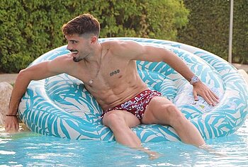 Pedro Neto Shirtless And Cock Bulge Photos