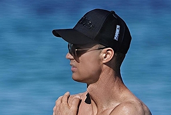 Cristiano Ronaldo Shirtless And Dick Bulge Pics