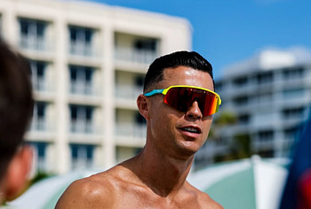 Cristiano Ronaldo Shirtless And Dick Bulge Pics