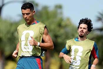 Cristiano Ronaldo Shirtless And Dick Bulge Pics