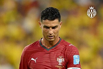 Cristiano Ronaldo Shirtless And Dick Bulge Pics