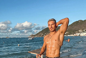Chris Appleton shirtless and cock bulge photos